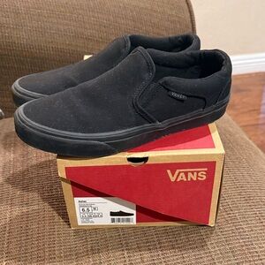 Vans Men's Classic Black Slip-On Sneakers